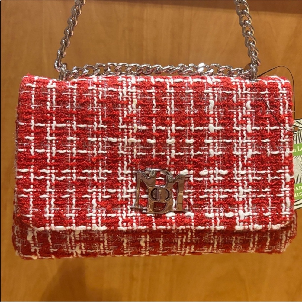 Badgley Mischka Red and White Tweed Shoulder Bag - Picture 3 of 17